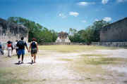 04-21-02 07a Chichen Itza Ball Court.jpg (24561 bytes)